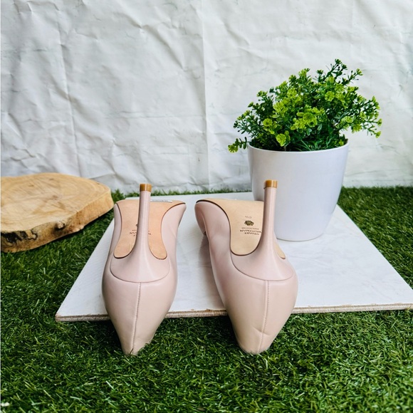 STUART WEITZMAN NUDE  pointy toe Anny Pumps Size  9.5 - Picture 10 of 16